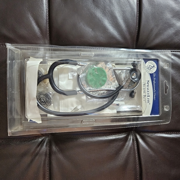 Brand New Prestige Medical Spraguelite Nurse Kit - Picture 2 of 5